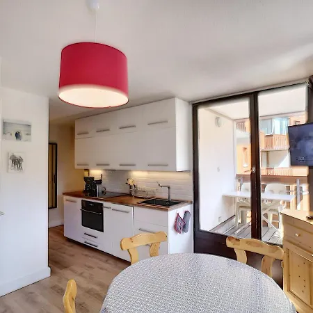 2p Renove 4 Pers, Sud, Balcon, Aux Pieds, Les Menuires - Fr-1-178-137 *