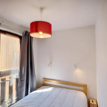 Les Menuires, 2 Pieces Renove, 4 Pers, Balcon Sud, Aux Pieds - Fr-1-178-137 *